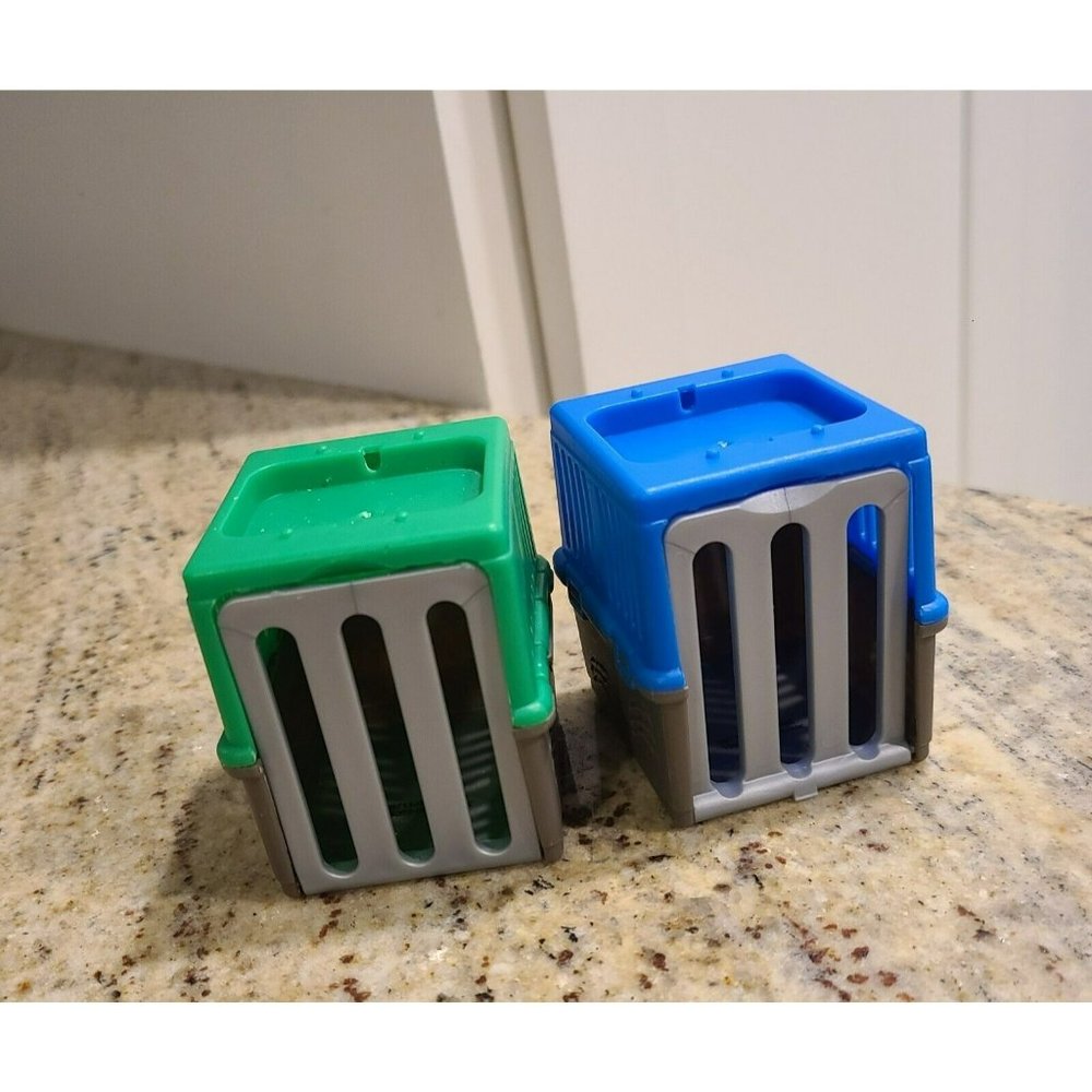 Feisty Pets Mini Misfits Mystery Figures Cages Set of 2. *CAGES ONLY**